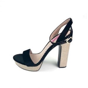 BETSEY JOHNSON Mattie Black Gold Velvet Strappy Sandals Size 9